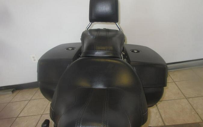 2021 Harley-Davidson® FLHCS - Heritage Classic 114