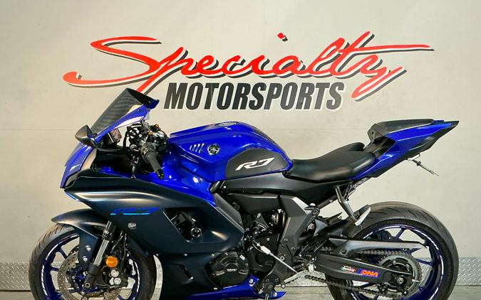 2022 Yamaha Motor Corp., USA YZF-R7 World GP 60th Anniversary Edition