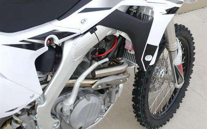 2022 SSR Motorsports SR300S