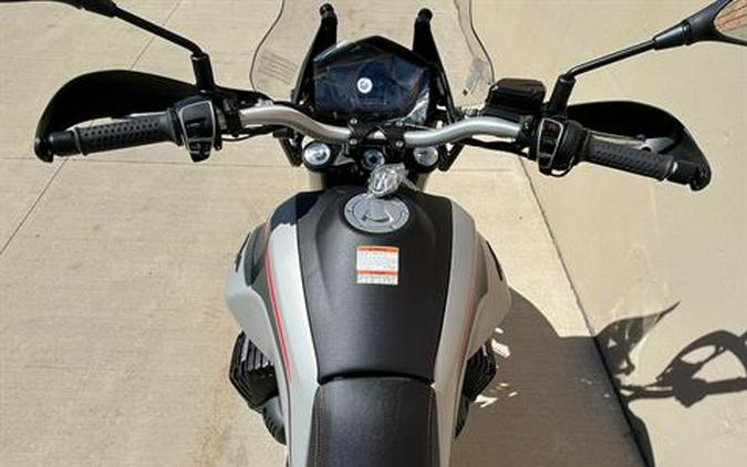 2023 Moto Guzzi V85 TT Travel