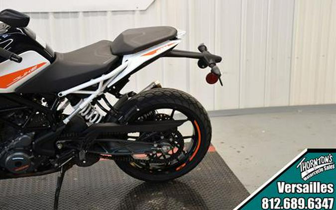 2022 KTM 390 Duke