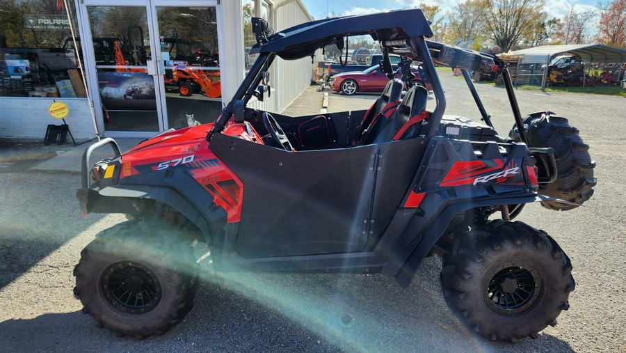 2017 Polaris Industries Z17VJE57AR