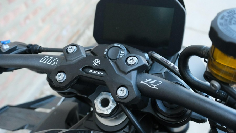 2026 BMW M 1000 R
