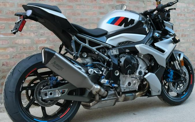 2026 BMW M 1000 R