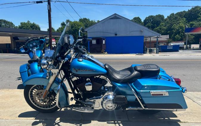 2011 Harley-Davidson Road King FLHR