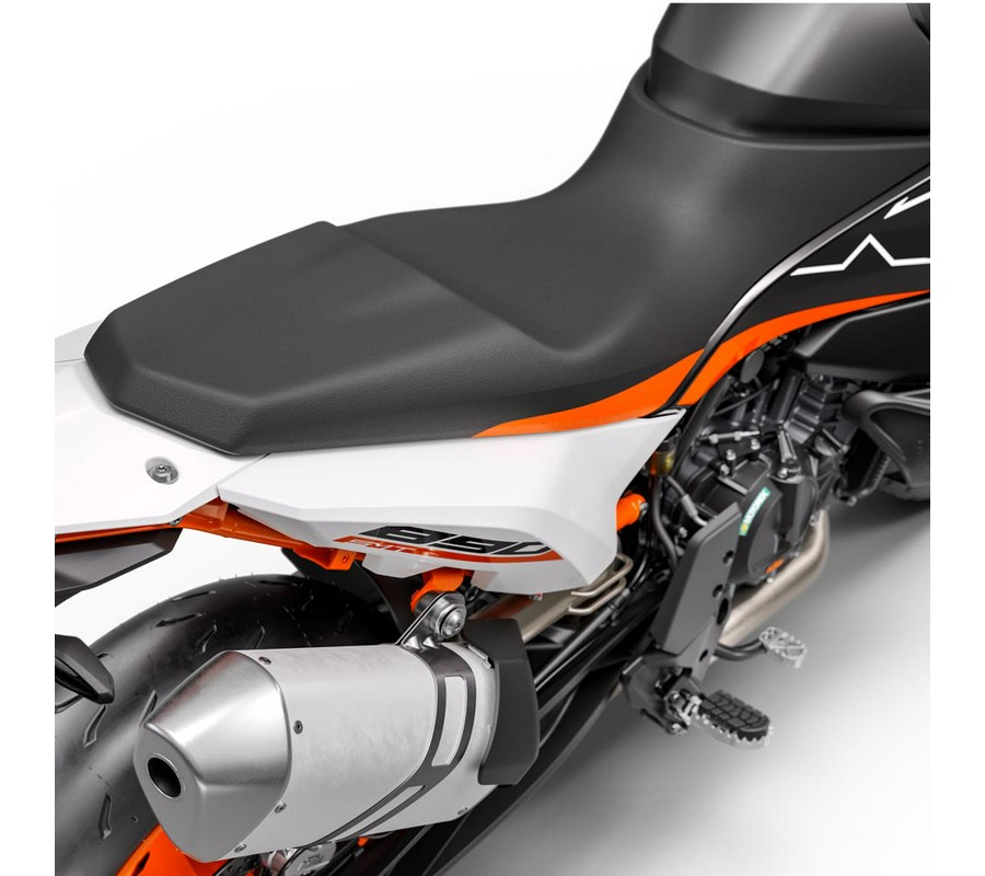 2024 KTM [Arriving Soon] 890 SMT