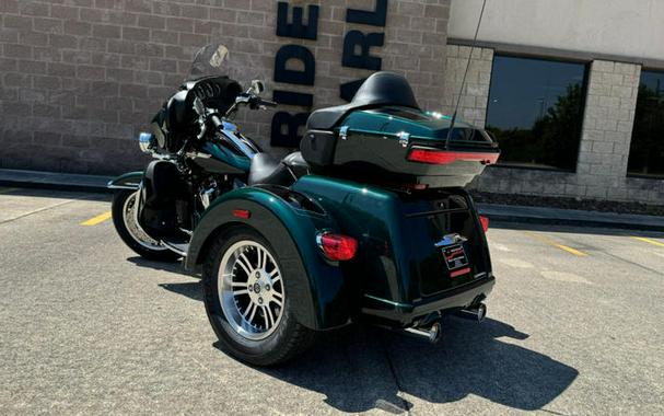 2024 Harley-Davidson® FLHTCUTG - Tri Glide® Ultra