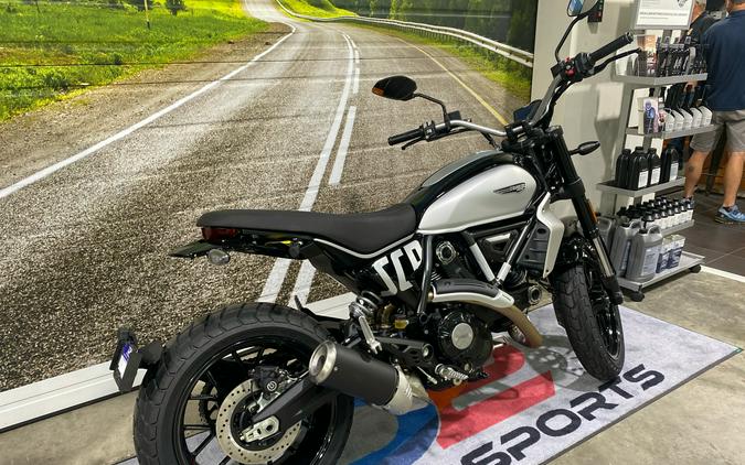 2024 Ducati Scrambler Icon