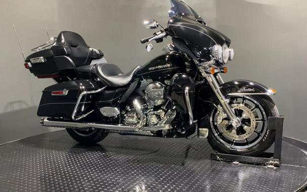 2015 Harley-Davidson® FLHTK - Ultra Limited