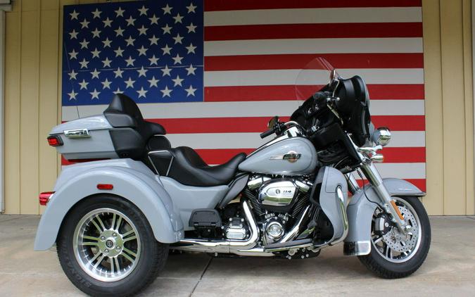 2024 Harley-Davidson® FLHTCUTG - Tri Glide® Ultra