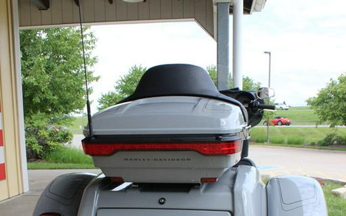 2024 Harley-Davidson® FLHTCUTG - Tri Glide® Ultra