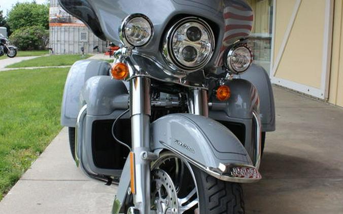 2024 Harley-Davidson® FLHTCUTG - Tri Glide® Ultra