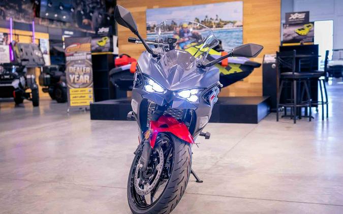 2026 Kawasaki Ninja® 500 SE ABS
