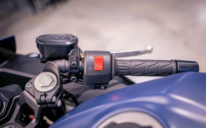2026 Kawasaki Ninja® 500 SE ABS