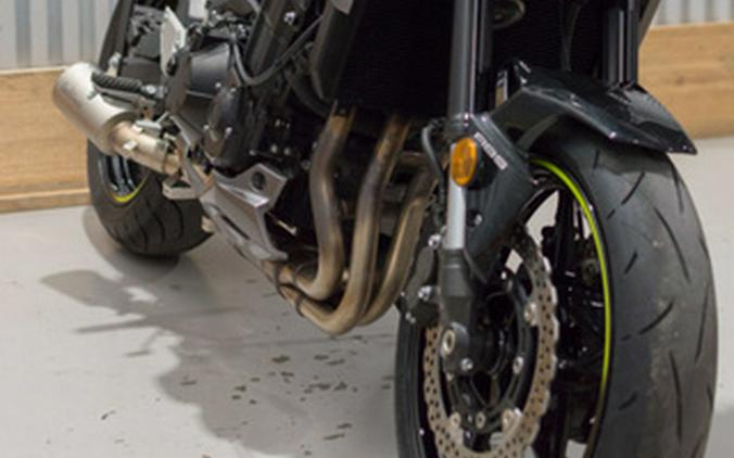 2020 Kawasaki Z900 Metallic Spark Black/Metallic Flat Spark Blac