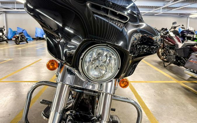 2019 Harley-Davidson FLHX - Street Glide