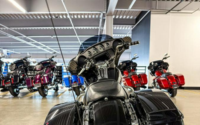 2019 Harley-Davidson FLHX - Street Glide