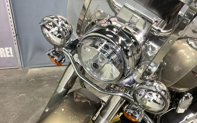 2005 Harley-Davidson® FLHR - Road King®