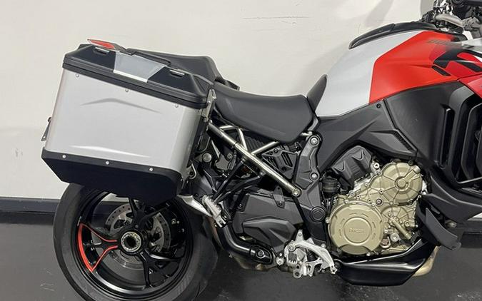2024 Ducati Multistrada V4 RS