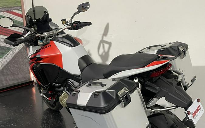 2024 Ducati Multistrada V4 RS