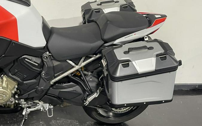 2024 Ducati Multistrada V4 RS