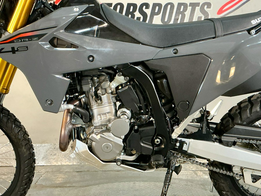 2025 Suzuki Motor of America Inc. DR-Z4S