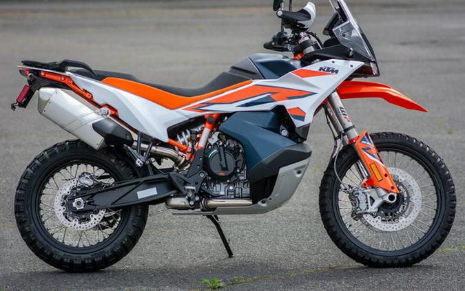 2023 KTM Adventure 890 R