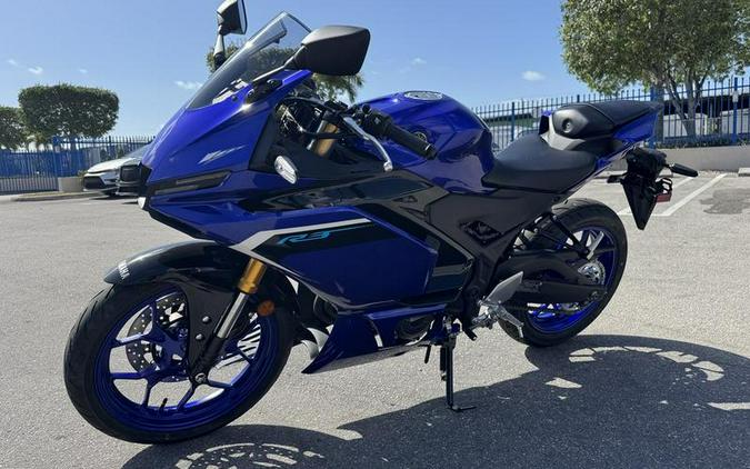 2025 Yamaha YZF-R3