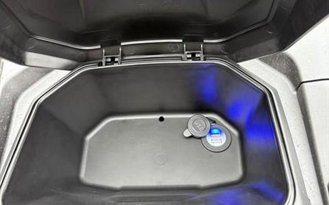 2026 Can-Am Defender MAX XT HD9