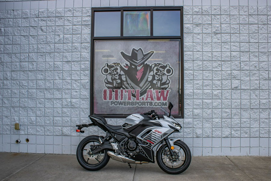 2026 Kawasaki Ninja® 650 ABS