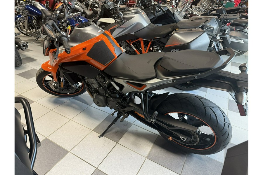 2019 KTM Duke 790