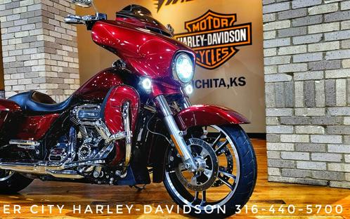 USED 2017 Harley-Davidson® Street Glide® Special, FLHXS
