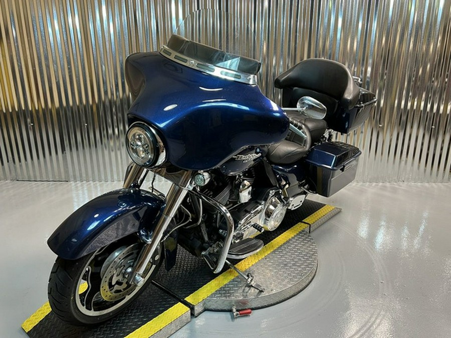 2012 Harley-Davidson FLHX - Street Glide