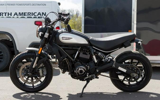2022 Ducati Scrambler Icon Dark