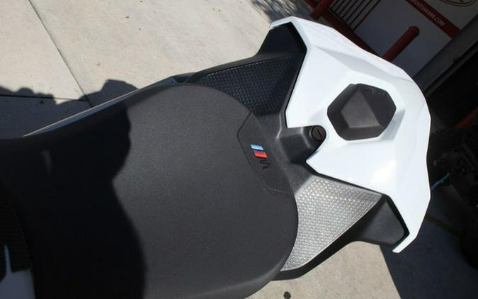 2026 BMW S 1000 RR Light White/M Motorsport 1000 RR Light White M Motorsport