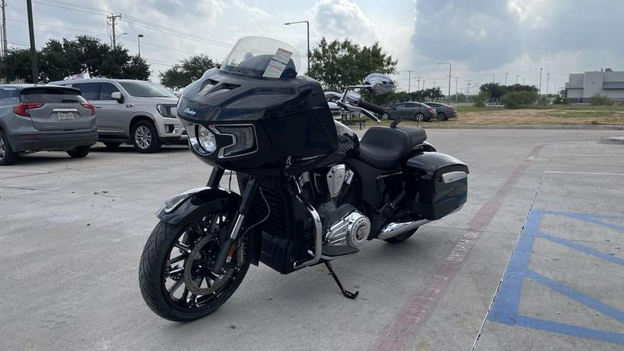 2022 Indian Motorcycle® Challenger® Limited Black Metallic