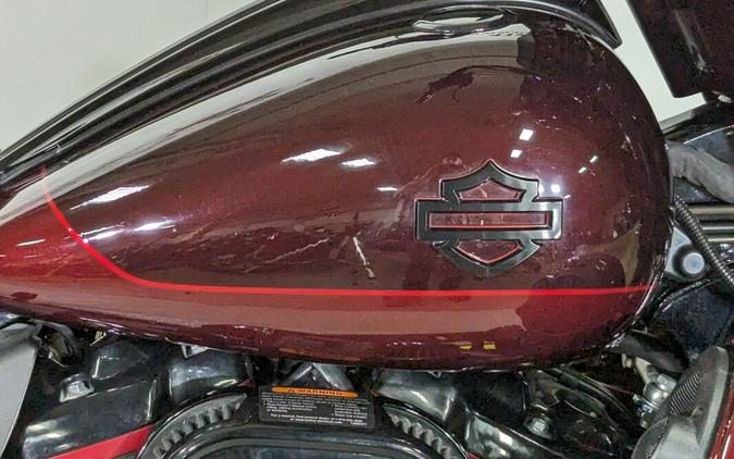 2019 Harley-Davidson CVO Street Glide Black Forest & Wineberry