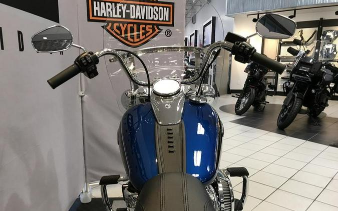 2022 Harley-Davidson® FLHCS - Heritage Classic 114