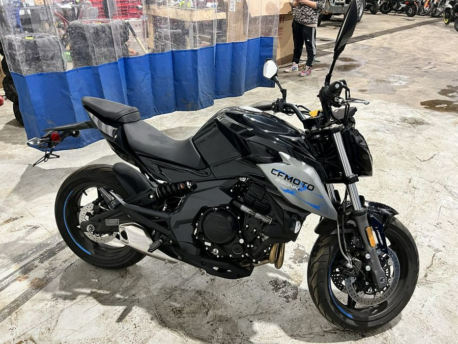 2022 CFMOTO 650 NK