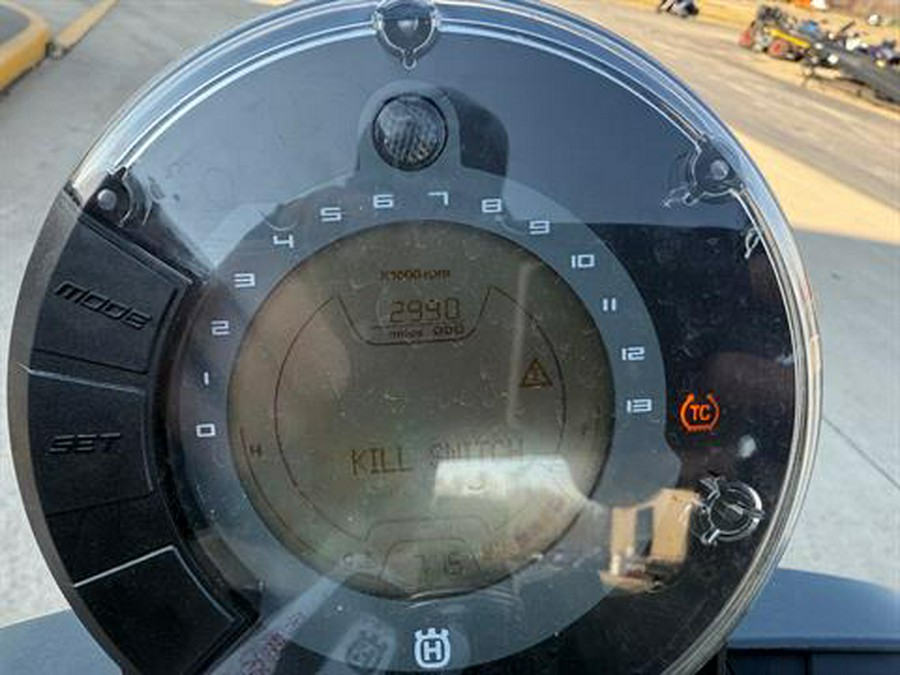 2019 Husqvarna Svartpilen 701