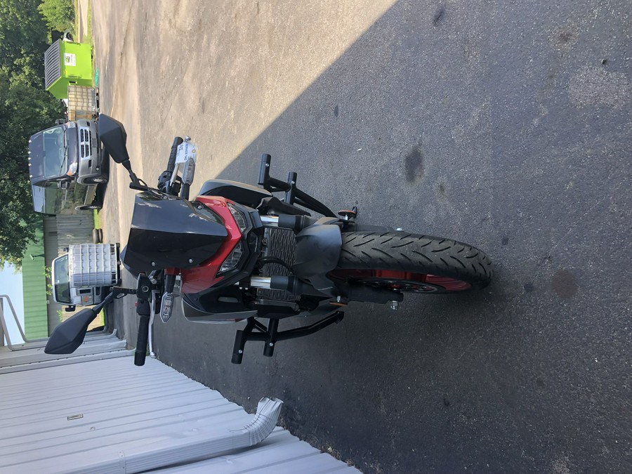 2025 Kawasaki Z500 SE ABS