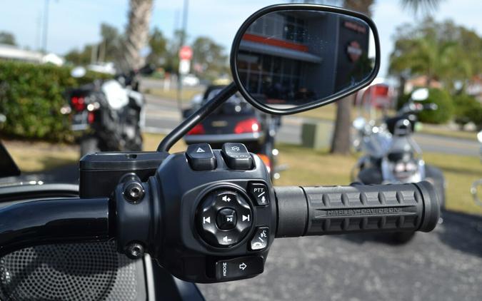 2025 Harley-Davidson® Road Glide® Midnight Firestorm - FLTRX