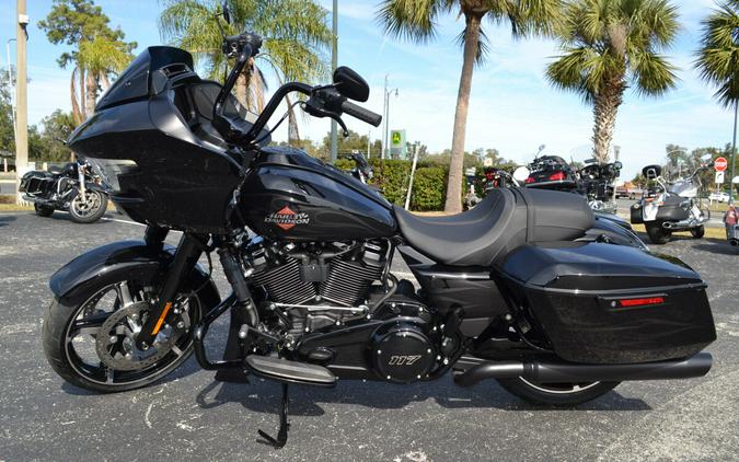 2025 Harley-Davidson® Road Glide® Midnight Firestorm - FLTRX