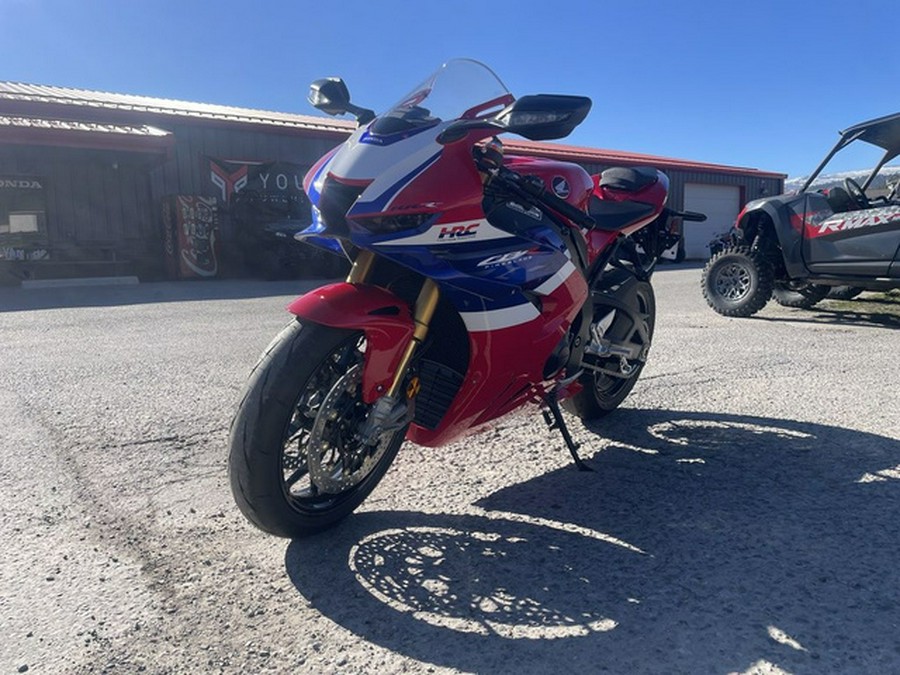 2025 Honda CBR1000RR-R Fireblade SP
