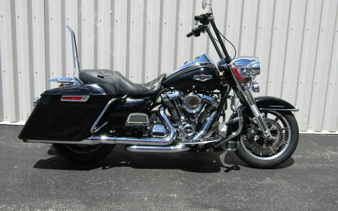 2017 Harley-Davidson® FLHR - Road King®