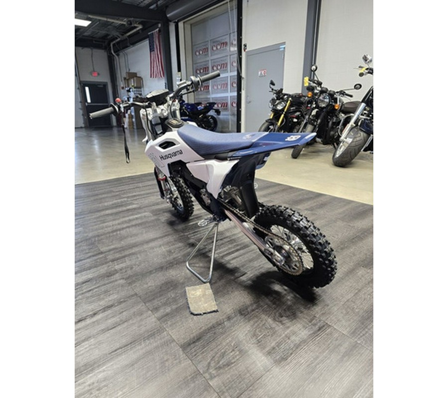 2027 Husqvarna EE 5