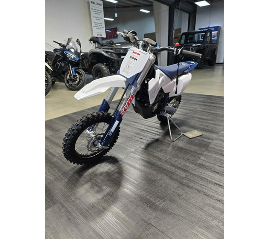 2027 Husqvarna EE 5