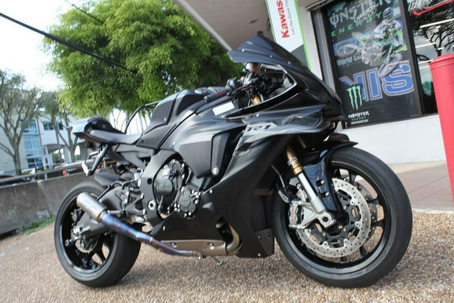 2025 Yamaha YZF R1