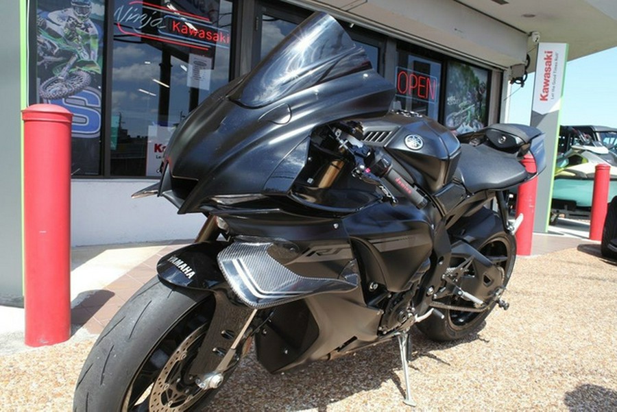 2025 Yamaha YZF R1