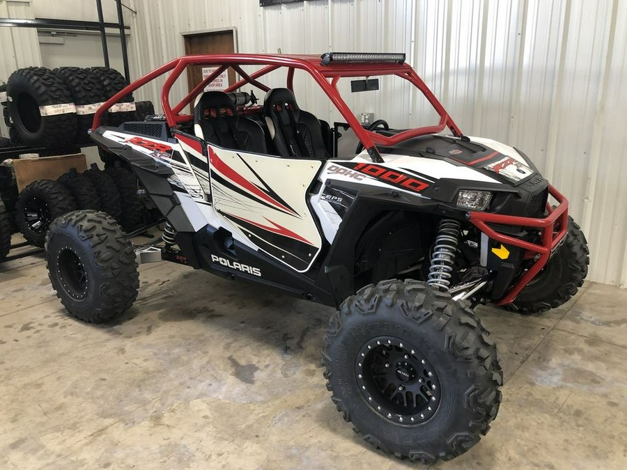 2014 Polaris® RZR® XP 1000 EPS White Lightning LE